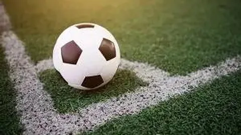 斯通斯揭秘：预选赛完美零封，全员齐心铸就不败传奇！